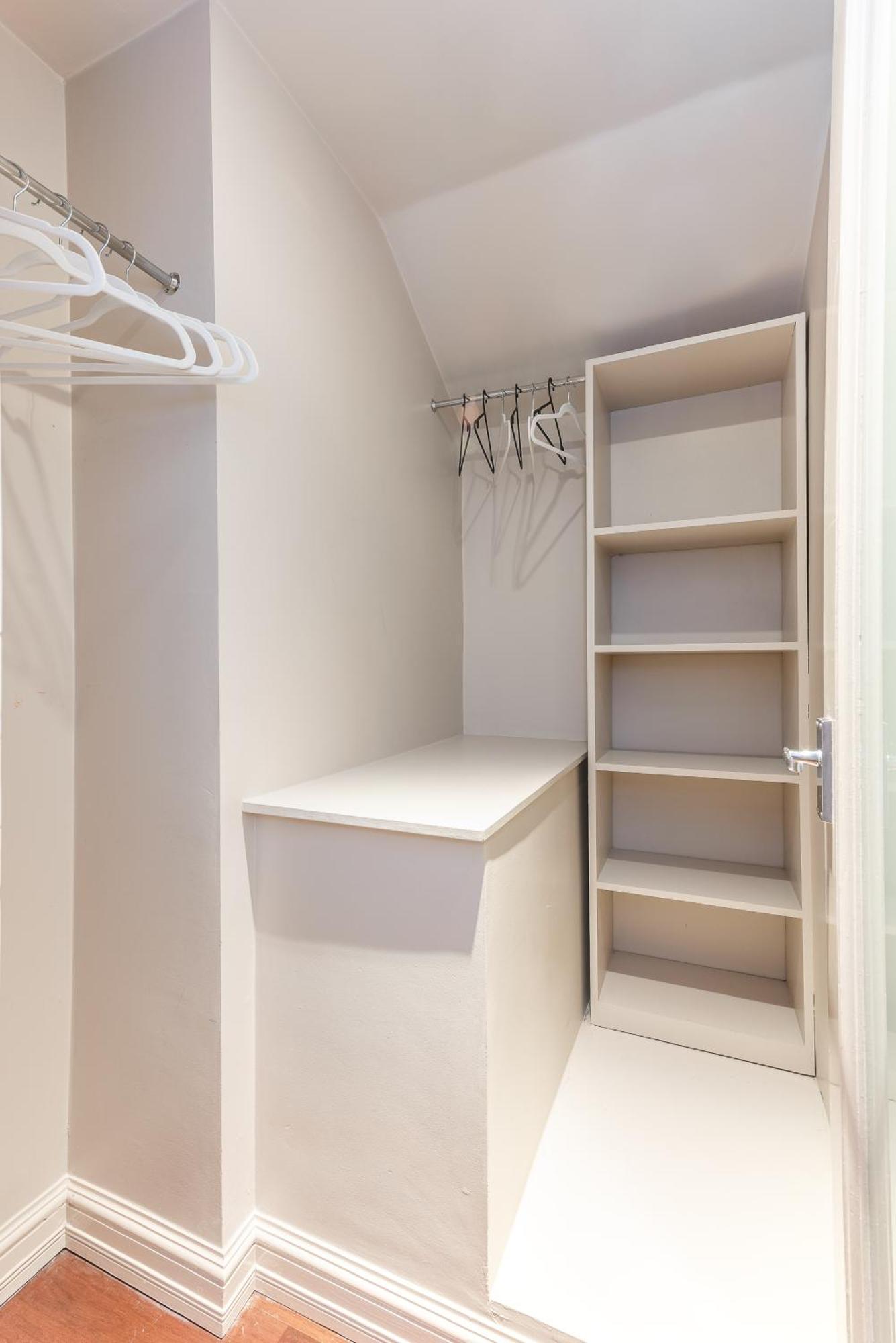 Casa Italia Near Hyde Park & Queens Gate, In South Kensington With Ac Air Conditioning & Washing Machine Dryer Holiday home