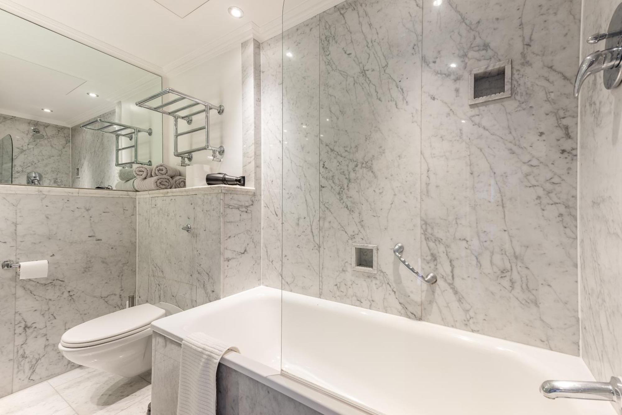 Holiday home Casa Italia Near Hyde Park & Queens Gate, In South Kensington With Ac Air Conditioning & Washing Machine Dryer